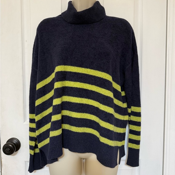 Vince Camuto Navy Lime Stripe Turtleneck Sweater Cozy Knit Size S - Picture 3 of 5